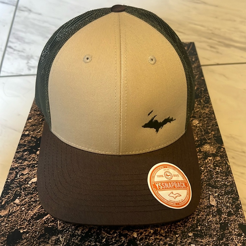906 Upper Michigan Hat